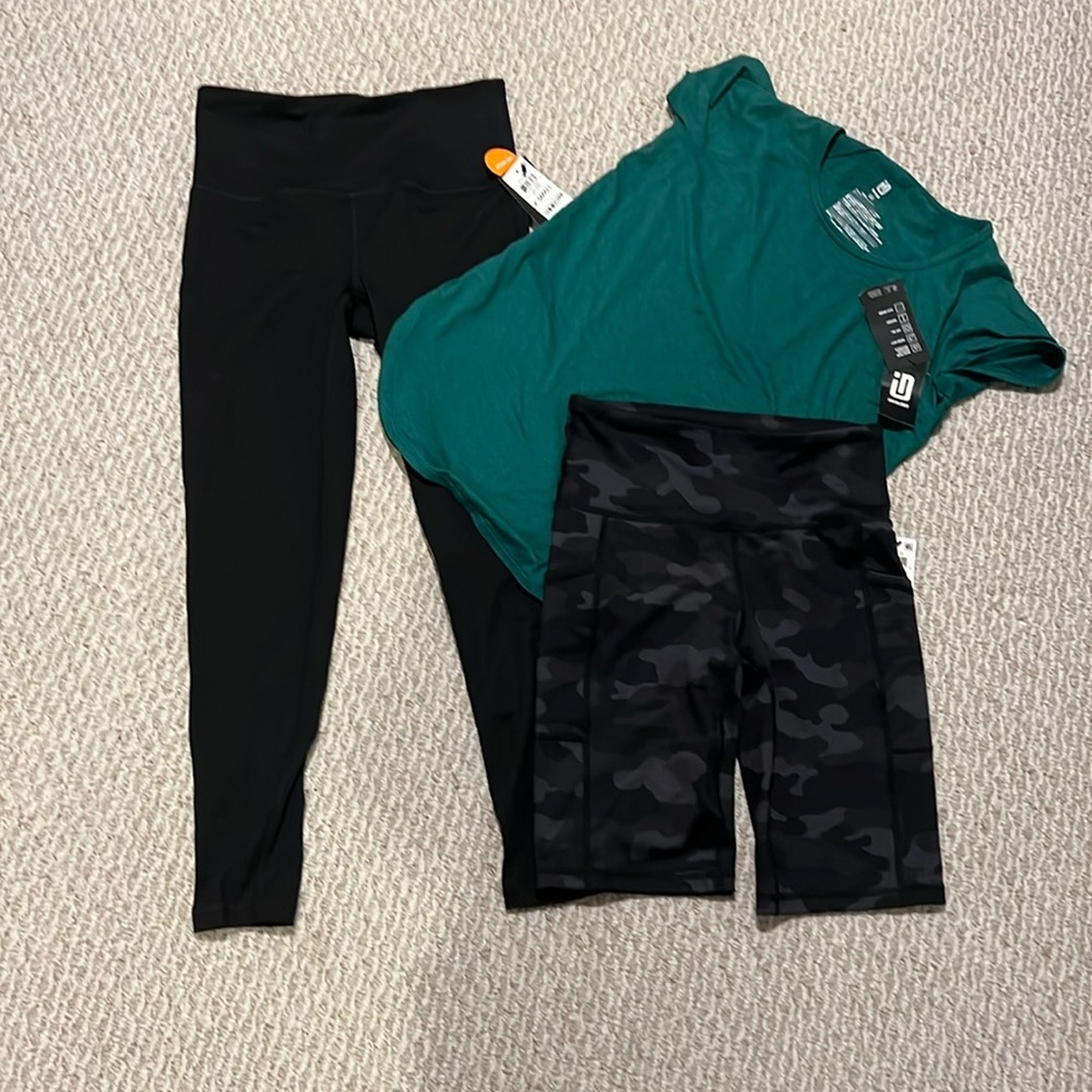 Ideology extra small workout bundle NWT - image 1
